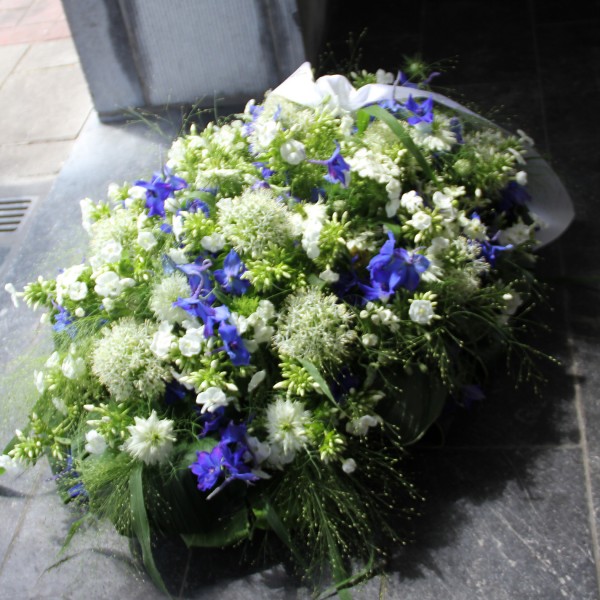 coussin rond blanc bleu © Fleur d’Ô 2016